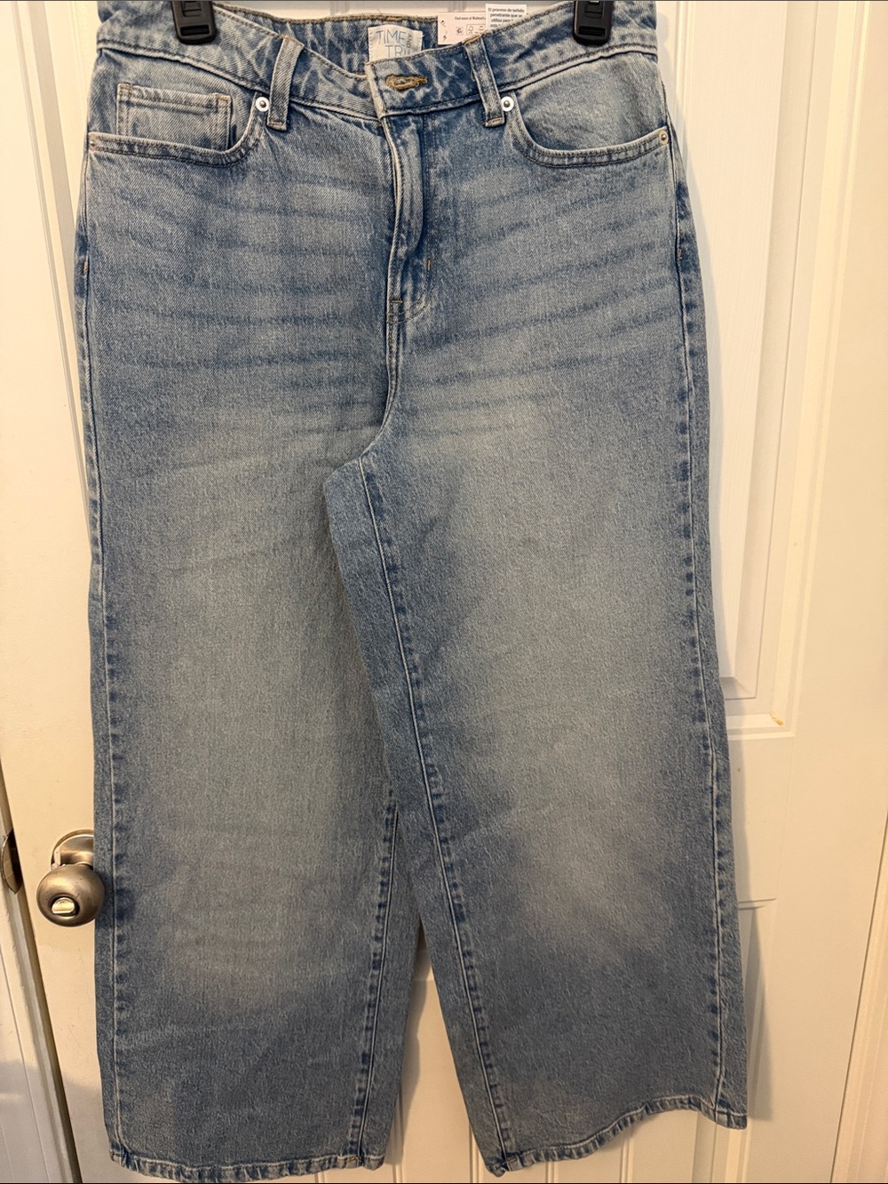 Time and True Medium Wash High rise, Wide leg Leg Jeans size 8